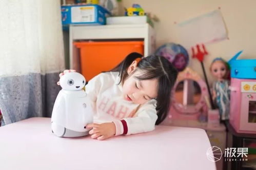 摸肚子的游戏,增进母子情感