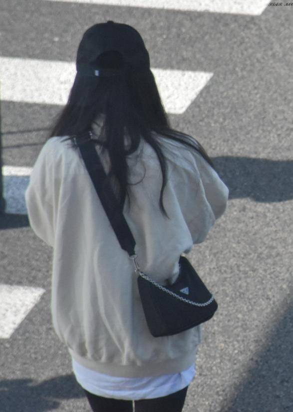 玩游戏前倾,探索虚拟世界中的现实映射与心灵触动