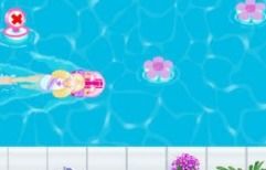 泳圈套圈游戏,畅享夏日亲子时光