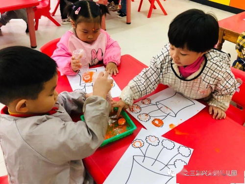 罐罐跳游戏,乐享童趣的户外游戏体验”