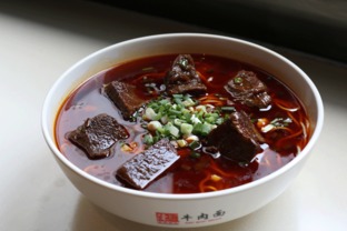 陈大毛游戏,陈大毛与卫新兵的捉迷藏趣事